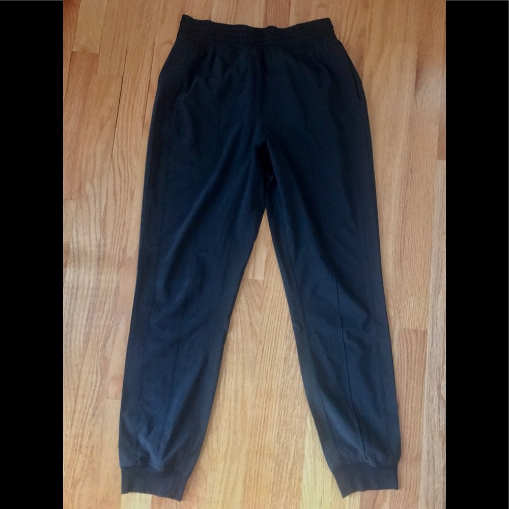 Lululemon summer joggers